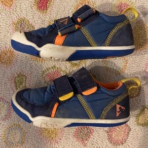 PLAE Navy and Orange Sneaker, toddler 8